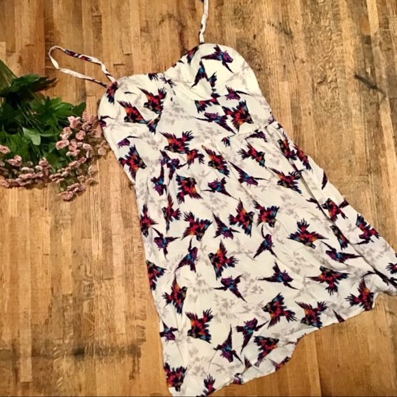 Colorful Bird Dress - Picture 2 of 7